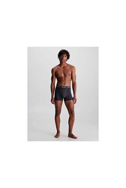 Calvin Klein Boksör karşıtlığı