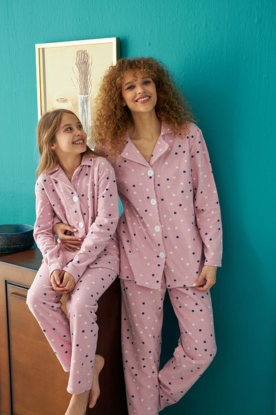 Siyah İnci Bottom-Top Fleece Buttoned Pajama Set