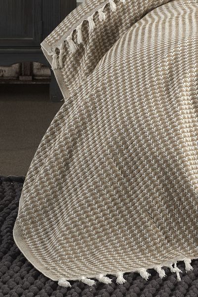Lux Touch غطاء لحاف مزدوج باللون البيج روبي مقاس 200 × 230 سم غطاء أريكة للسرير بذراعين وشرابات منسوجة من القطن