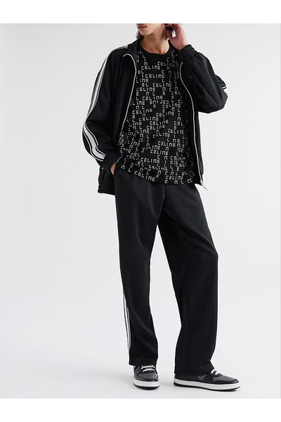 BrandsBoutique تيشيرت أسود فضفاض بشعار Celine Allover