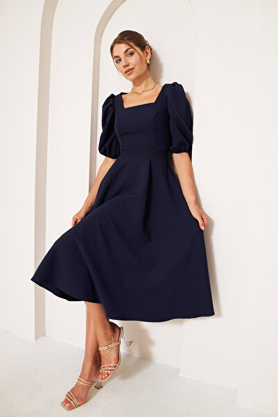 NO48 Lacivert Midi Boy Balon Kol Kare Yaka Kısa Lastikli Kol Dokuma Dökümlü Kumaş Elbise