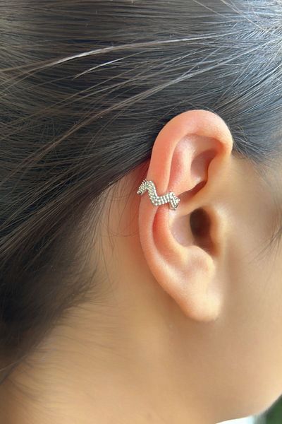 axexuar BRIGHT EMBROIDERED SILVER GRAY COLOR 316L STEEL GRUMPY EARRING COMPRESSION LIP PIERCING
