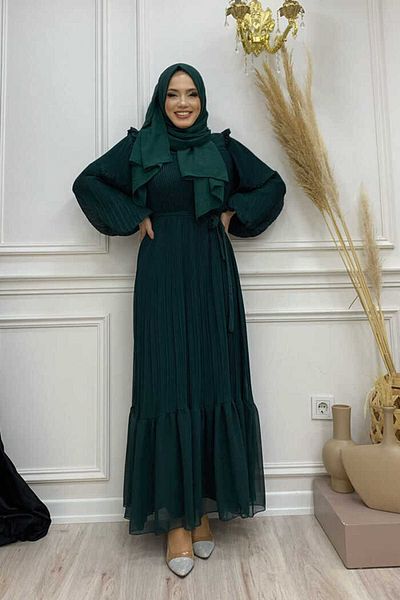 Bym Fashion Chiffonkleid mit plissiertem Rüschen-Look und Taillengürtel 3628 Smaragd