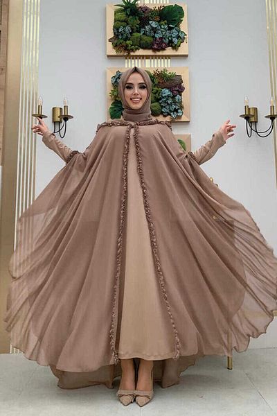 Bym Fashion Σετ βραδινού φορέματος με κουκούλα, βολάν, λεπτομερή φόρεμα με μπαλάκι 3778 Mink