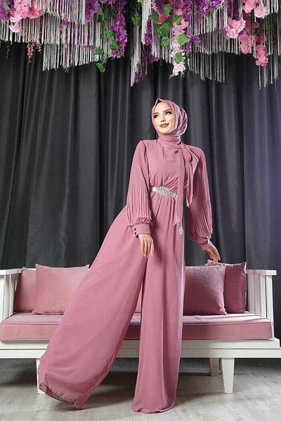 Bym Fashion Ολόσωμη φόρμα σιφόν 3507 σε σκόνη με πλισέ με μανίκια και γιακά
