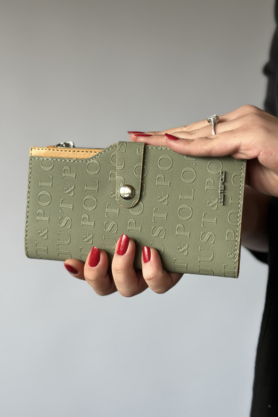 Just Polo محفظة نسائية موديل أفقي حجم كبير مع سحاب وغطاء، مناسبة للاستخدام ال...