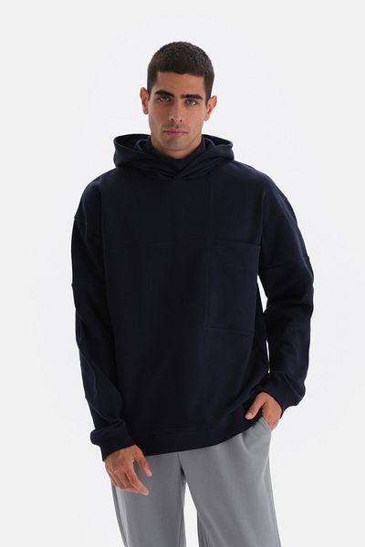 Dagi Marineblaues Kapuzen-Sweatshirt mit Taschendetails