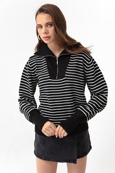 Lafaba Women's Black Zipper Detailed Striped Knitwear Sweater