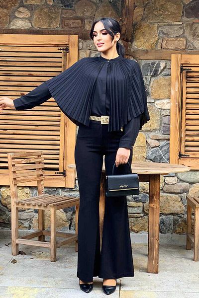 Bym Fashion Μπλούζα με πιέτες Cape Look με κουμπιά μπροστά 5264 Μαύρη