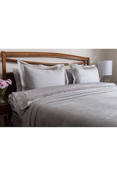 Gül Güler Veronica Double Lace Blanket