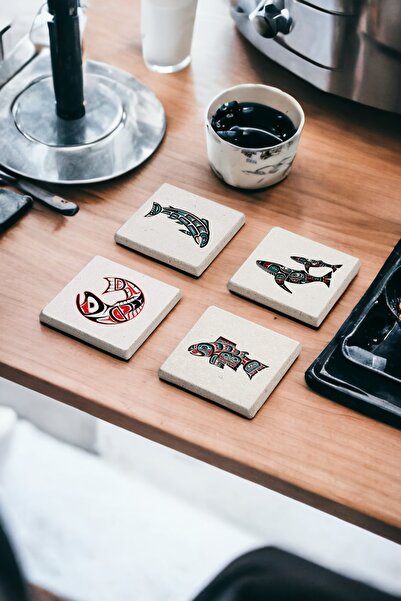 Baumatelier مجموعة مكونة من 4 قطع من قواعد أكواب الترافرتين المصنوعة من الحجر...