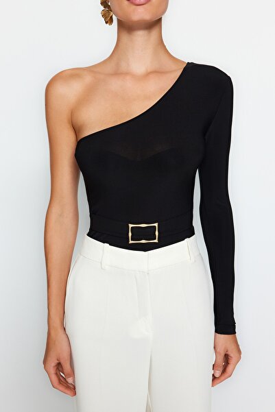 Trendyol Collection Černý pásek na jedno rameno vypasované/strečové pletené tělo se zapínáním na patentky TWOAW24BD00040