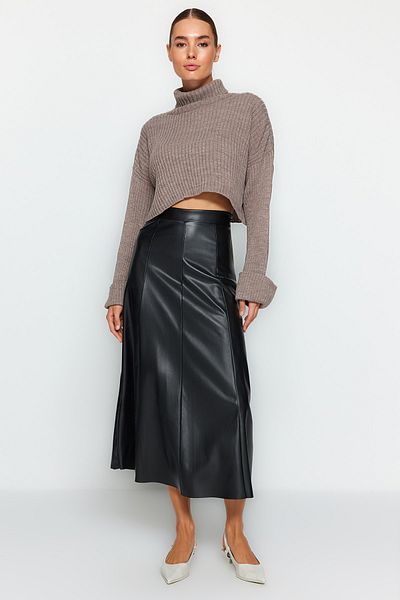 Trendyol Collection Czarna spódnica maxi ze sztucznej skóry z wysokim stanem TWOAW24ET00151