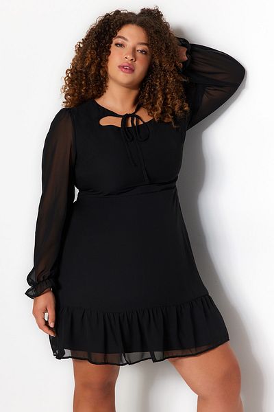 Trendyol Curve Black Straight Skater Mini Woven Dress TBBAW24AH00039