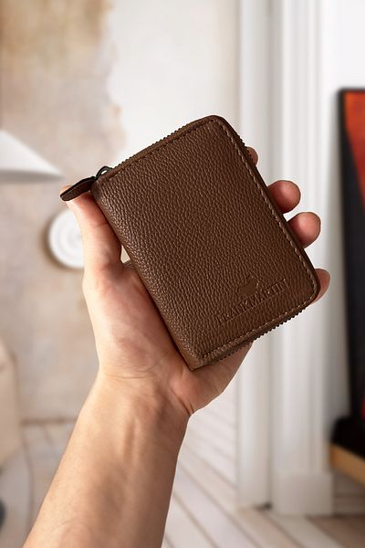 Frank Martin Original Leather Stylish Coffee Card Holder Wallet with Zippered Money Compartment and Gift Box