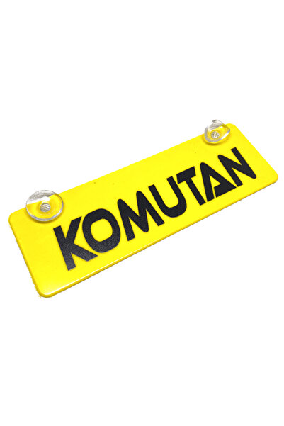 Oto Aksesuarcım Komutan Yazılı Sarı Dekor Plaka Vantuzlu Cam Süsü 22x7.5cm Kmt2