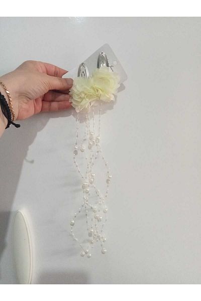 Sare Çocuk Giyim Κρεμ αγκράφα με λουλουδάτο κουμπωτό με λεπτομέρεια από μαργαριτάρια (νυφική ​​αγκράφα)