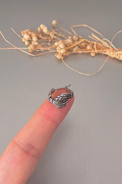 Jaida Moda Unisex Silver Skeleton Hand Figure Gothic Steel Hoop Earrings