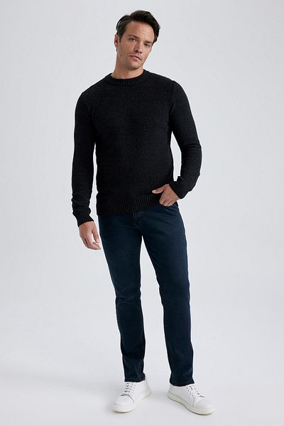 DeFacto Standard-Passform, normaler Schnitt, strukturierter Strickpullover mit Rundhalsausschnitt A5183ax23wn