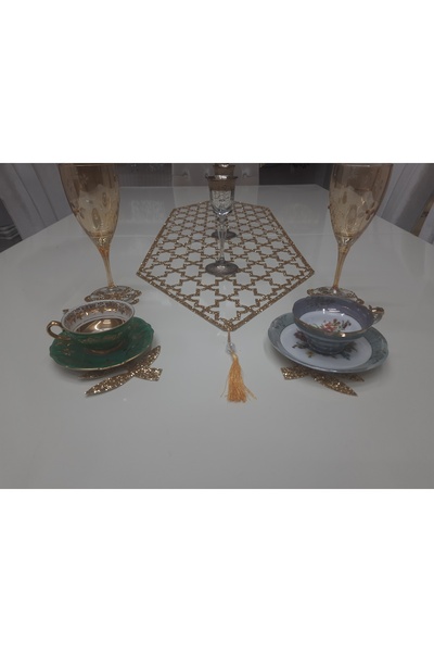 SEHARA 1 Adet/ 100x33cm/masa Runnerı/simli Gold/ışıltılı (4 PARÇA KAHVE SUNUMLUĞU HEDİYELİ)