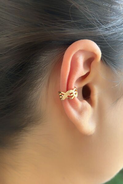 axexuar PARLAK GÜMÜŞ GRİ RENKLİ 316L ÇELİK KIKIRDAK KÜPESİ SIKIŞTIRMALI KISTI...