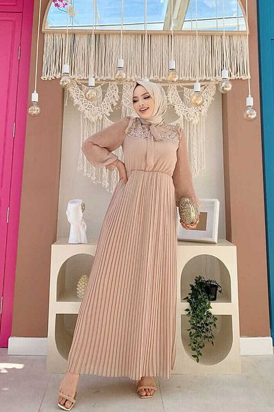 Bym Fashion Πλισέ ώμο Δαντελένιο Κολάρο Φόρεμα λεπτομέρειας 3726 Πέτρα