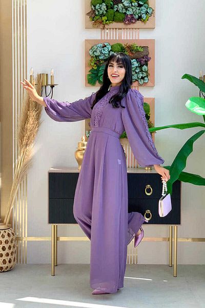 Bym Fashion بذلة شيفون بأكمام مطاطية وتفاصيل مطرزة بالدانتيل 3730 أرجواني