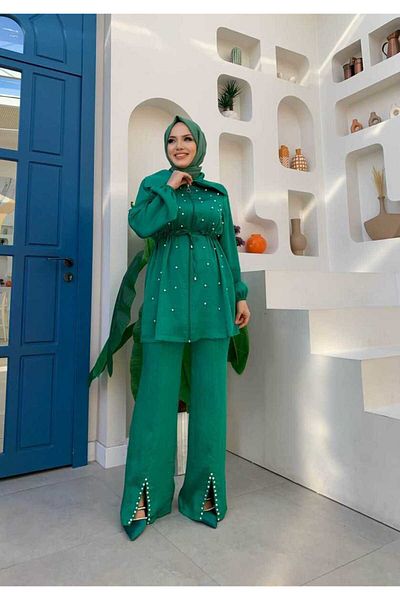 Bym Fashion Σετ μπουφάν με φερμουάρ με μαργαριταρένιο λαιμό και παντελόνι με σχίσιμο 8415 πράσινο