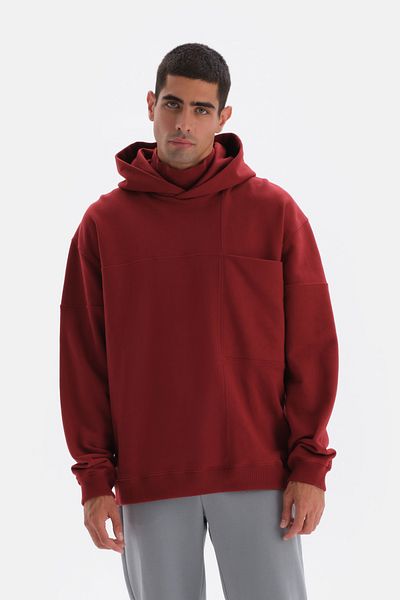 Dagi Weinrotes Kapuzen-Sweatshirt mit Taschen und Details