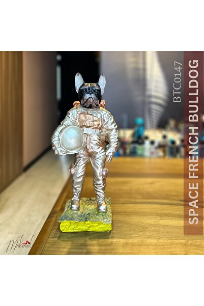 MÜKEMEL Tam astronot kıyafeti giymiş uzay Fransız bulldog figürü – el yapımı heykel- Mükemel Özgün Tasarım