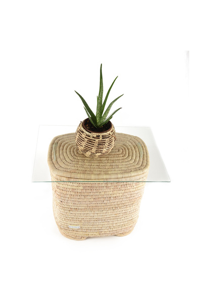 Savana El Yapımı Sanatları "Thistle Hasır Sehpa