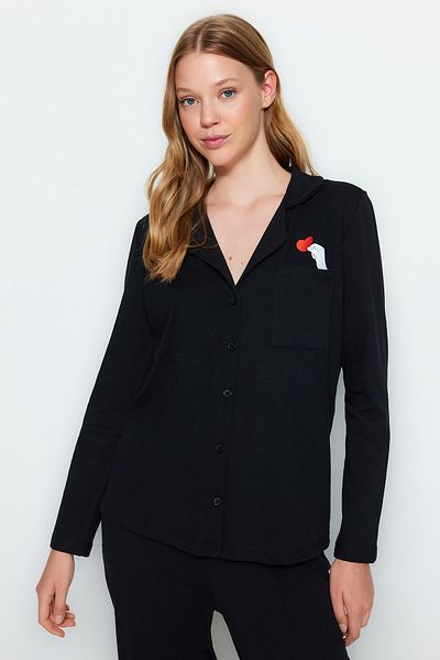 Trendyol Collection Set de pijamale tricotate cu inimă din bumbac negru THMAW24PT00008