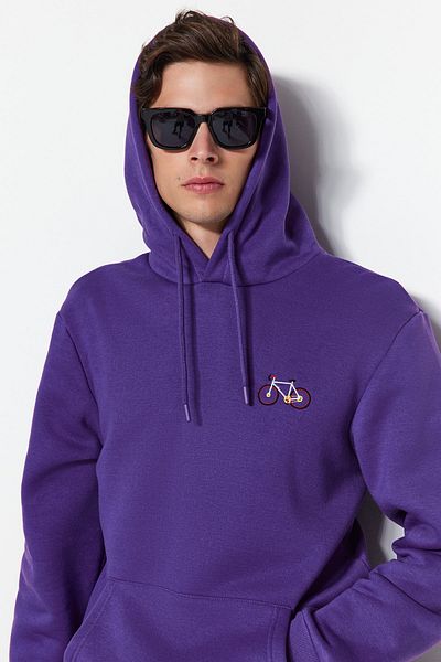 Trendyol Collection Lila minimal besticktes Fleece-Schnitt-Baumwoll-Sweatshirt – TMNAW24SW00096