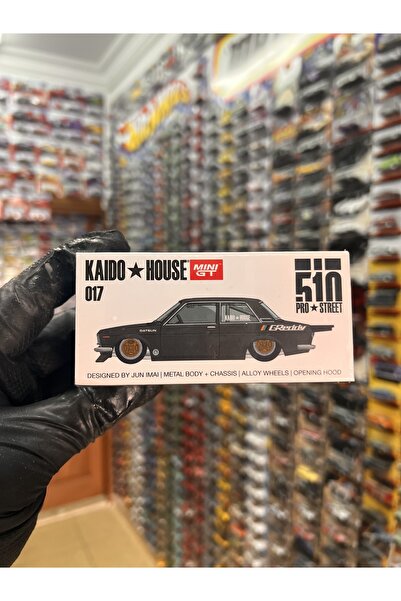 mini gt Kaıdo Mını Gt Datsun Metal bady + Chassıs