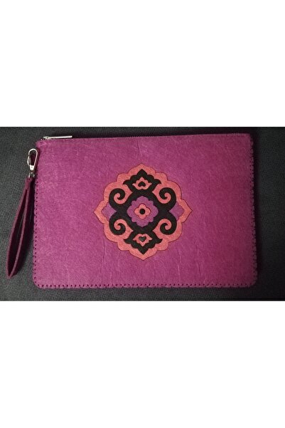 Durush Collection حقيبة كلاتش منقوشة من الكليم