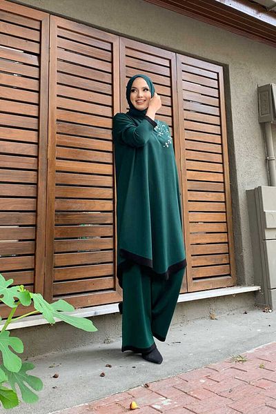 Bym Fashion Σετ Πλεκτά Διπλό Τουνίκ Λεπτομέρεια Κέντημα Πέτρα Ώμου 23309 Emerald