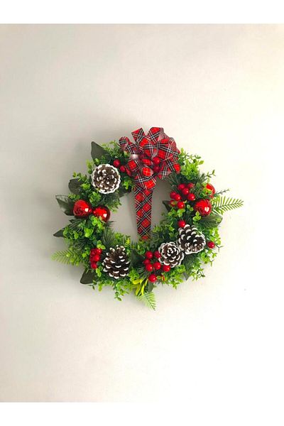 Beykan New Year Concept Lucky Kokina Door Ornament