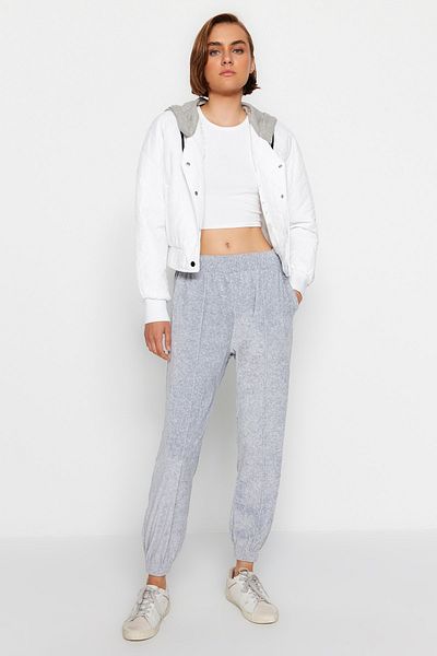 Trendyol Collection Szürke bársony laza Jogger kötött melegítőnadrág TWOAW21EA0201