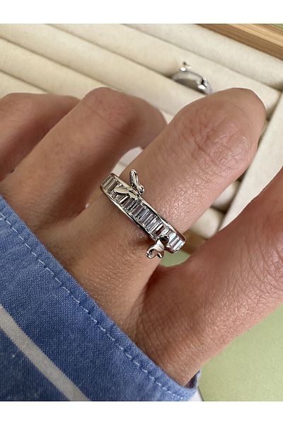 ringbox Baguette Stone Butterfly Detailed Silver Color Ring