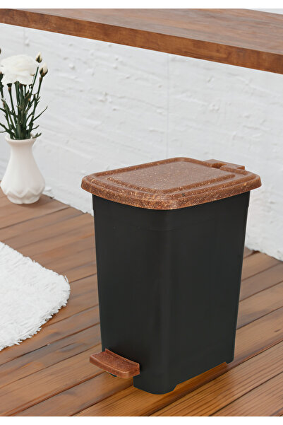 Elif Ahşap Görünümlü Slim Pedallı Çöp Kovası: 25 Litre