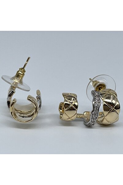 Hariqa أقراط دائرية بتصميم فولاذي