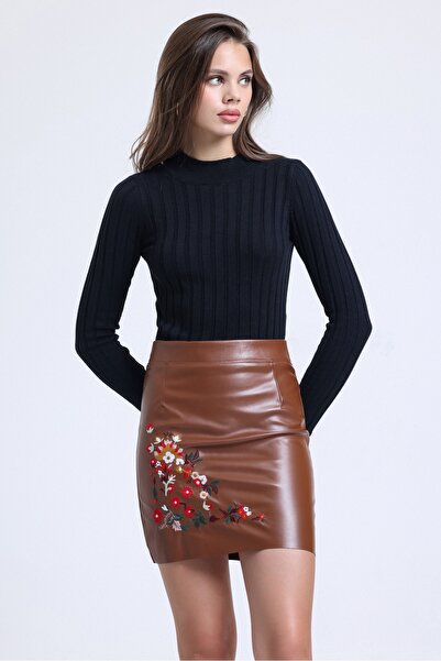 MD trend Mini-fustă de piele pentru femei, de culoare cafenie, cu broderie florală, cu fermoar