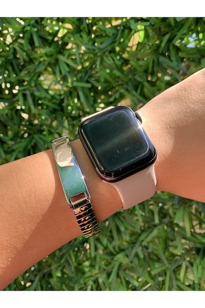 Kaeria Accessory سوار إيطالي مرن على شكل قلب ذهبي مع لوحة فولاذية