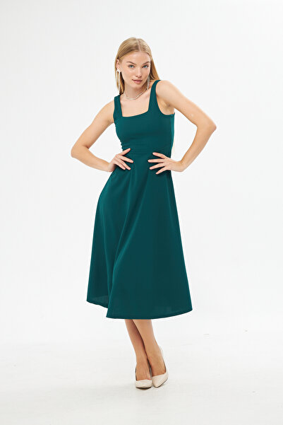 lovebox Flexible Crepe Fabric Thick Strap Square Neck Midi Length Flared Design Emerald Green Evening Dress 086