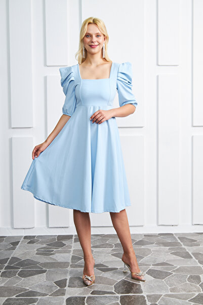 lovebox Rochie de damă creponată cu mânecă scurtă, cu decolteu pătrat, lungime midi, evazată, albastru bebeluș