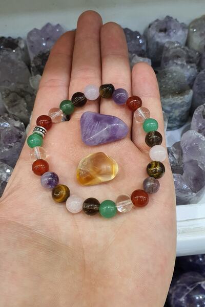 beautifulnaturelstones سوار من الحجر الطبيعي شقرا 8 مم - هدية من السترين والج...