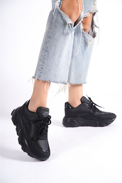 Moda Değirmeni Pantofi de damă negru-negru BG1172-101-0003