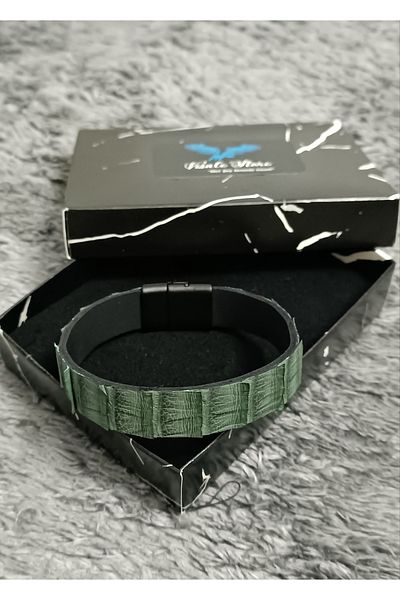 Visale Store Snakeskin Magnet Bracelet