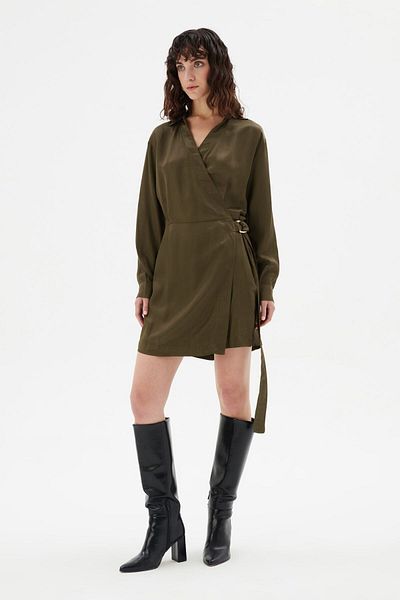 Love My Body Wickelkleid - Schnallendesign