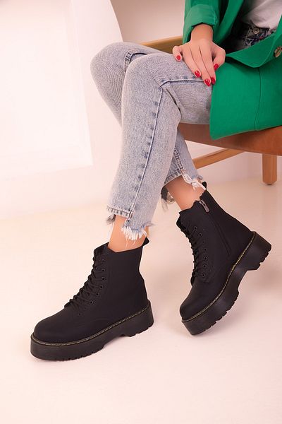 SOHO Black Matte Women's Boots & Booties 17544